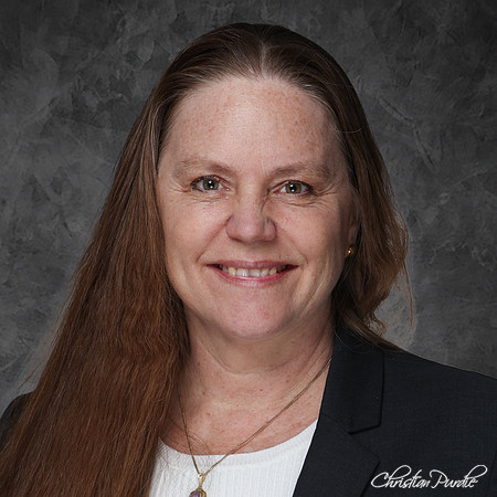 Theresa-Nichols-9705-Square_Crop
